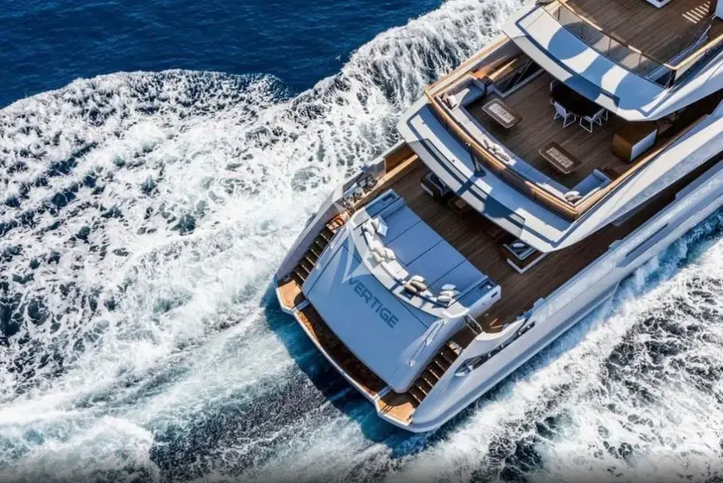 VERTIGE - Aft bird's eye view