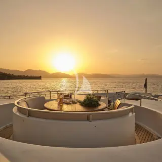 Fore Deck Dining Area