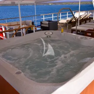 Jacuzzi