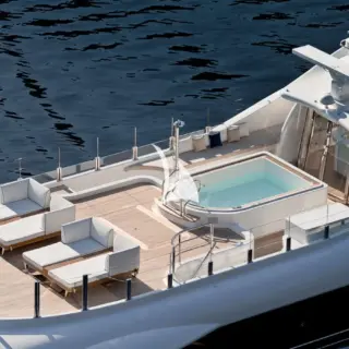 Sundeck details