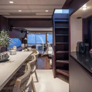 LAZY DAYS - Dining area