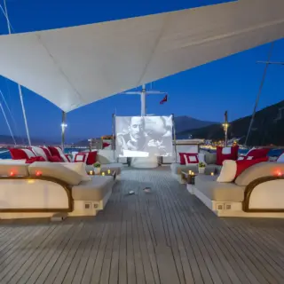 ALHAMBRA - Sun deck cinema at night