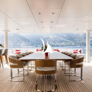 Bridge Deck Aft