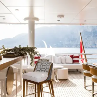 Bridge Deck Aft Bar