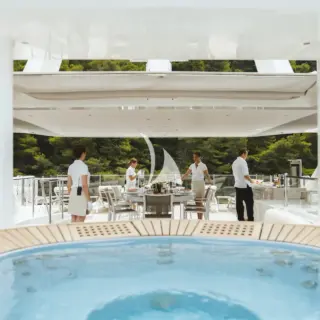 Sun deck