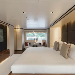 Main deck master cabin