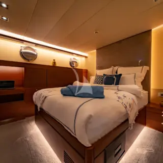 Double Cabin