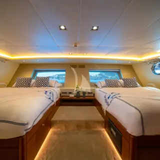 Master Aft with two doubles