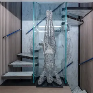 Main deck foyer