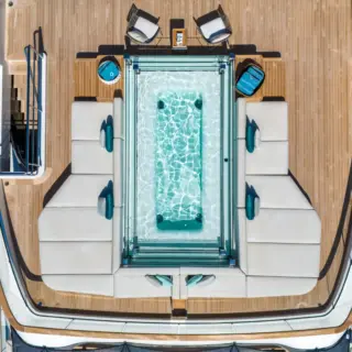 Sundeck pool