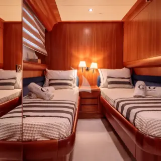Twin cabin