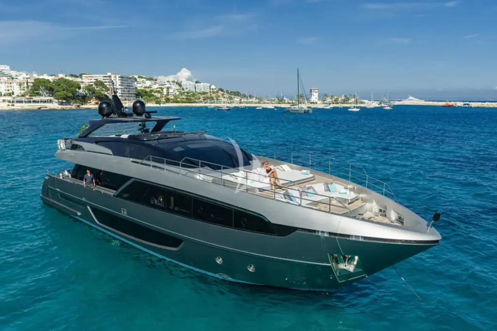 HP6 - At anchor (2026)