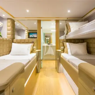 Twin cabin I