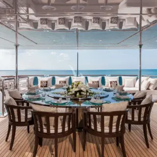 Upper deck aft