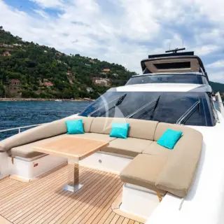 Front deck