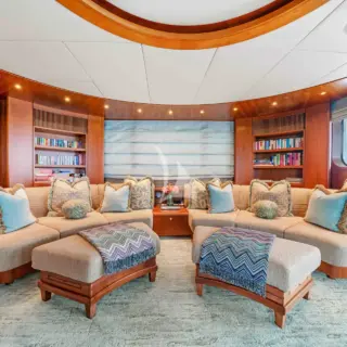 Sky Lounge