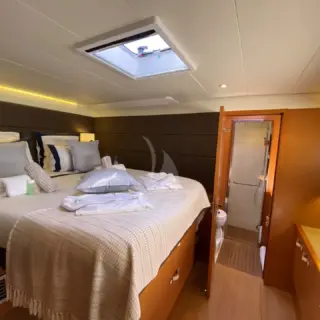 Front cabin 1
