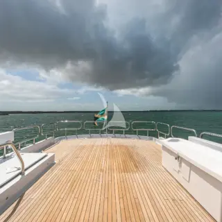 BRIDGE DECK LOOKING AFT