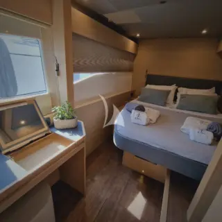 Guest cabin