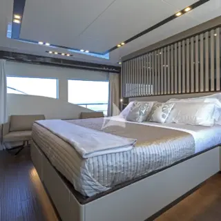 Eden - master cabin