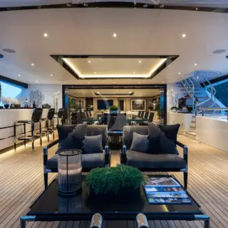 Upper Aft