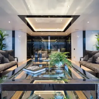 Main Aft
