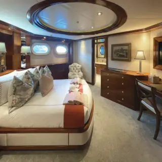 The guest staterooms on BLUE MOON all come equipped with desks, HDTVs and ample closet space for storage.