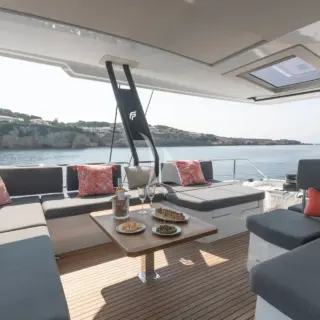 ALLURE 59 - Flybridge Factory photos