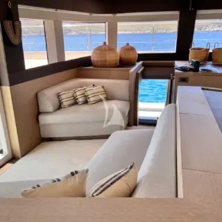 Second seating area with view of master cabin terrace