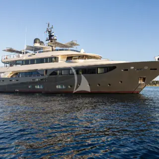 LADY TRUDY - Image 1