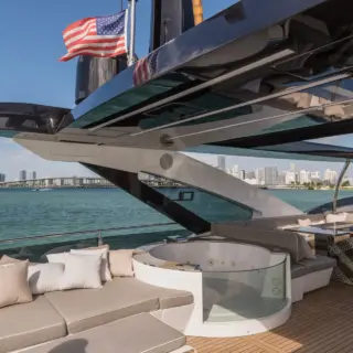 Top Deck - Jacuzzi