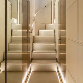Lower Deck - Guest Stair Passageway