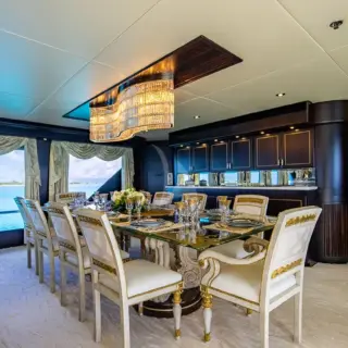 MAIN SALON DINING