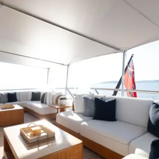Bridge deck aft