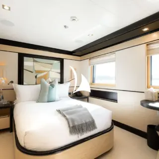Lower deck double cabin starboard side