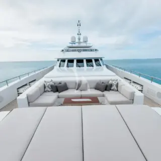 Foredeck seating and day bed