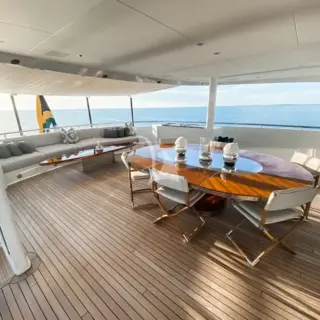 Bridge deck dining