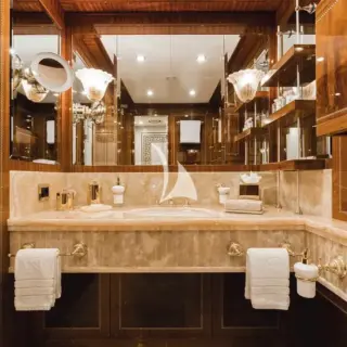 En suite shower room