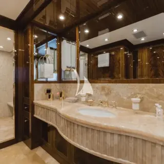 En suite bathroom