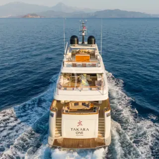 View from behind underway