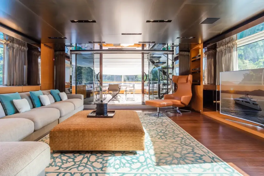 TAKARA ONE - Skylounge