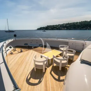 FAST & FURIOUS - Bow Lounge Area