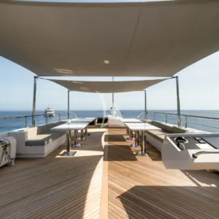 FAST & FURIOUS - Flybridge 