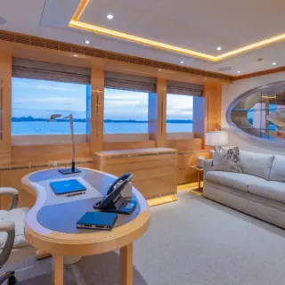 Owner's Office (Starlink Wi-Fi)
