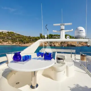 Sundeck table