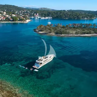 KARISMA - Image 24