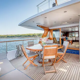 Chantella's beautiful Aft Deck