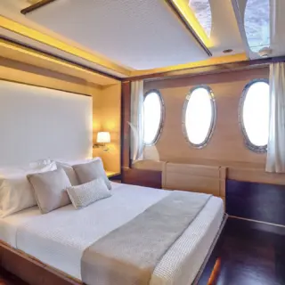 VIP Cabin