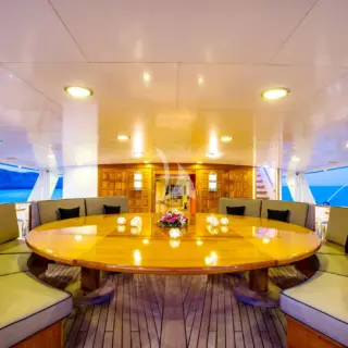 Main deck aft dining area