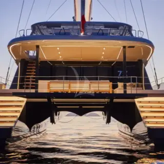 7X moored